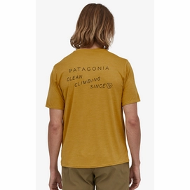 T-Shirt Patagonia Men Cap Cool Daily Graphic Shirt Clean Climb Type Cabin Gold X-Dye-3