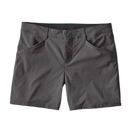 Korte broek Patagonia Women's Quandary Shorts 5 inch Forge Grey