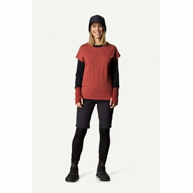 Ws-Activist-Tee_Deep-Red_137874_A75_S_0578_C_low