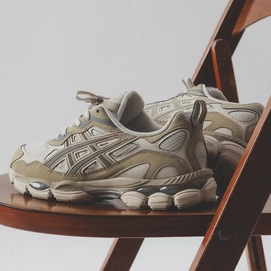 ASICS Unisex GEL-NYC RGD Smoke Grey/Wool 25 | Sneaker  display picture 1
