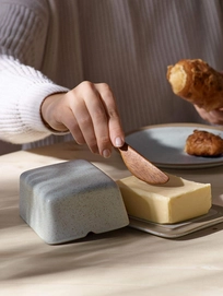 2---Caja-Butterdose-Salz-Pfeffer-Fruehstueck-web-copy
