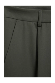 5---Arnason_ELVINE_pants_Shelter_detail