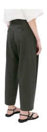 4---Sandi_light_ELvine_pants_shelter_green-1764-1_164ffca9-a80a-45bf-9e30-58f42a022af0