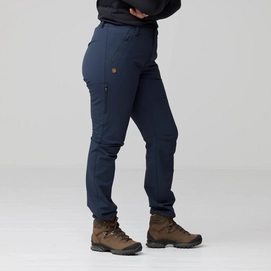 Abisko_Winter_Stretch_Trousers_W_87174-555_E_MODEL_2101