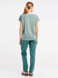8---4623500_477_model_back-full_01