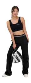 Stella_Black_1(2)
