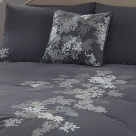Sierkussen Margaret Muir Demetria Cushion Anthracite