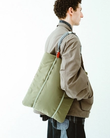 8---16-cloud-shopper-4_540x