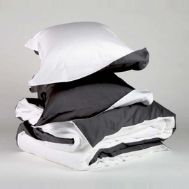 Dekbedovertrek Yumeko Dark Anthracite/Pure White Satijn