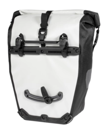 3---ORTLIEB-BACK-ROLLER-DESIGN-ROUTE-NO-1-F5541-BACK-_no-bg