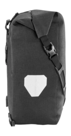 3---ORTLIEB-BACK-ROLLER-HIGH-VIS-QL3-1-F5500-SIDE-_no-bg