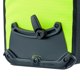 3---ORTLIEB-SPORT-ROLLER-HIGHVIS-F6153-05DETAIL1