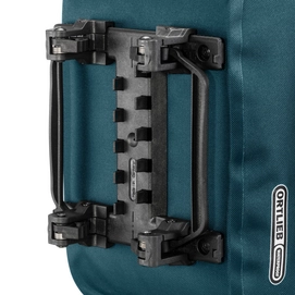 6---ORTLIEB-E-TRUNK-F8241-DETAIL-2