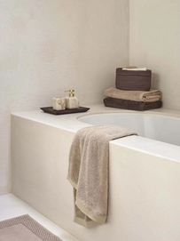 Aquanova_Rena_mandje_London_handdoeken_Ebony_tray_Blake_accessoires_Yuna_badmat (3)