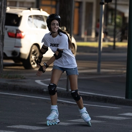 13----16_roces-r-evo-84-w-inline-skates-white-lake-azure-14