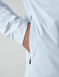 LR_FEATURE_POCKET_AR-SS-018-LW_AR_SOFTSHELL_STRETCH_JACKET_MENS_PALE_GREY_CORTAZU