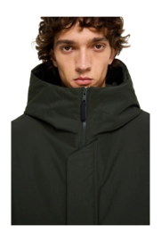 4---Gunter_ELVINE_jacket_shelter_green_4225