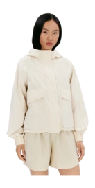 3---Sallie_ELVINE_jacket-soft-white_240424-1997