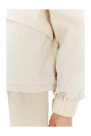 6---Sallie_ELVINE_jacket-soft-white_240424-1999