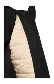 6---Signy_ELVINE_jacket_black_2403