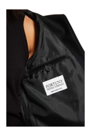 5---Velda_ELVINE_coat_black-30798