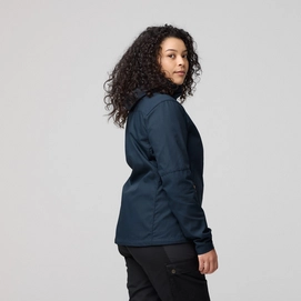 7---Stina_Jacket_W_89234-555_G_MODEL_0629