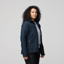 8---Stina_Jacket_W_89234-555_P_MODEL_0568