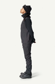 7---Ws-Moonwalk-Houdi_True-Black_830030_900_SET_6239_c_low