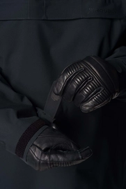 7---Shelter-Anorak_True-Black_800094_900_D_9901_c_low
