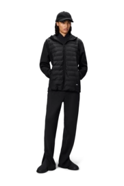 5---21930_Black_AW25_Women_3