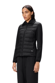 5---21920_Black_AW25_women_4
