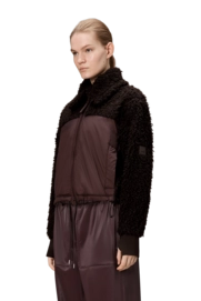 5---19560_depth_aw25_women_4
