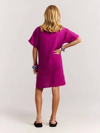 24961001_635_model_back-full_01