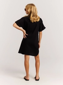 24961001_290_model_back-full_01