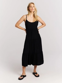 24661010_290_model_front-full_01
