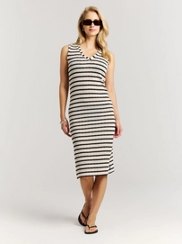 24661012_106_model_front-full_02