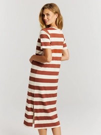 24661002_375_model_back-half_01