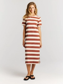 4---24661002_375_model_front-full_01
