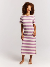5---24661002_275_model_front-full_01