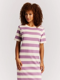 6---24661002_275_model_front-half_01