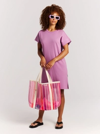 24661001_275_model_front-full_02