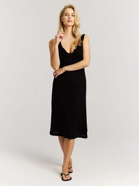 4---24661006_290_model_front-full_01