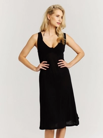 5---24661006_290_model_front-half_01