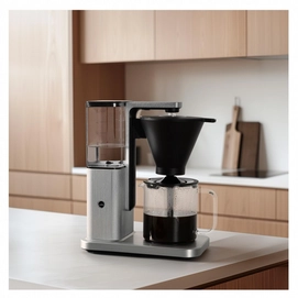 4---Coffee-maker_Zense-Alu_CM10APA-M125_Angled_Environment_Kitchen_Sqr_67f61d751e2a51.34103407