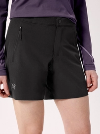 S26_X000010392_002291_Gamma Short 6_Black_Women_4_Waist-Detail_Lowres