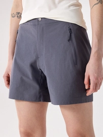 S26_X000010392_021549_Gamma Short 6_Dk Stratus_Women_4_Waist-Detail_Lowres