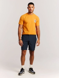 4---23761006_906_model_front-full_01