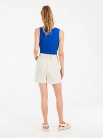 6---23651027_106_model_back-full_01