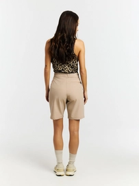 8---23661013_567_model_back-full_01