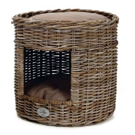 Kattentoren Designed by Lotte Kubu